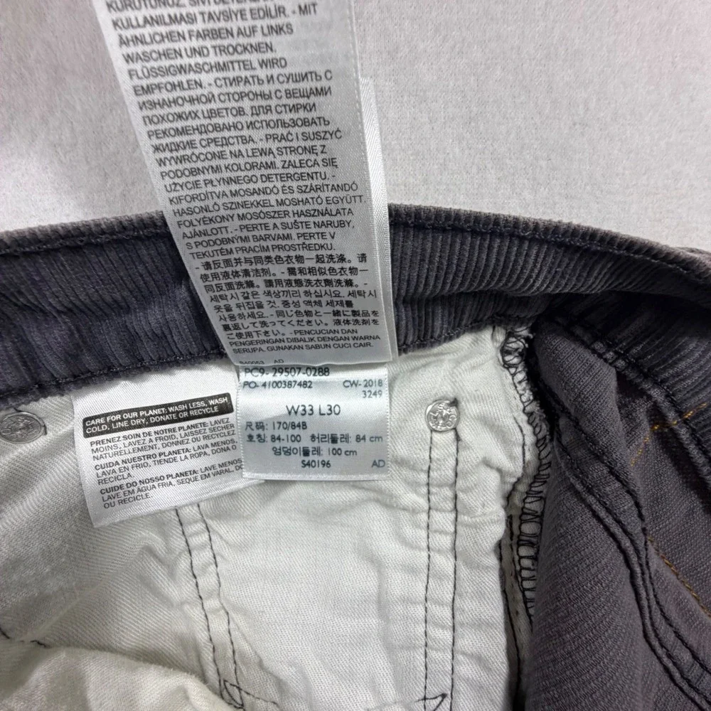 Levis 502 Regular Taper Corduroy Pants Mens 33x30 Charcoal Gray 29507-0288